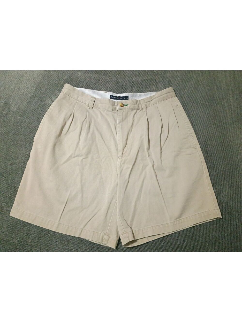 Vintage Tommy Hilfiger Classic Fit Beige 100% Cotton Shorts Size 34